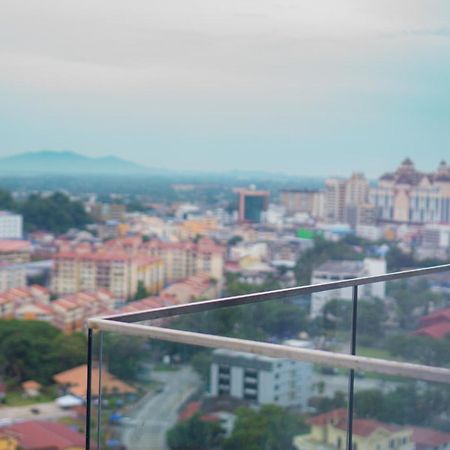 Tamu Place 3-Bedroom Serviced Apartment With Pool Κουάλα Τερενγκάνου Εξωτερικό φωτογραφία